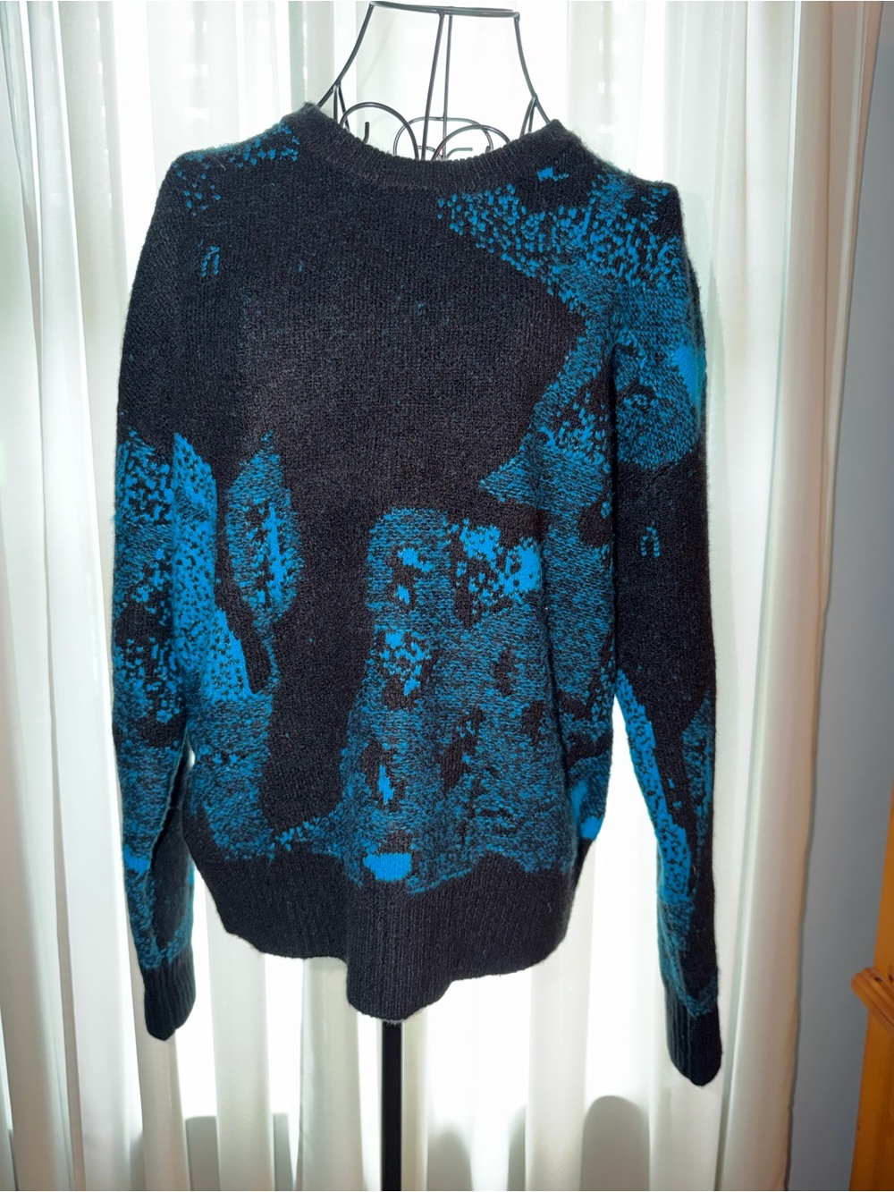 DKNY Black and Teal Abstract Crewneck Sweater